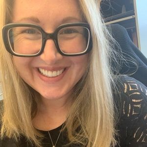 Meet your Posher, Andrea